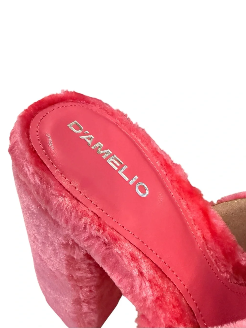 Ravina Perfectly Pink Short Faux Fur Platform Sandals Lulus D’Amelio NEW 9.5/10